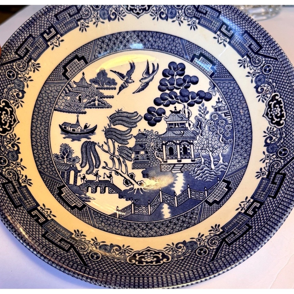 Churchill Willow Blue Vegetable‎ Bowl 9" Made Staffordshire England.